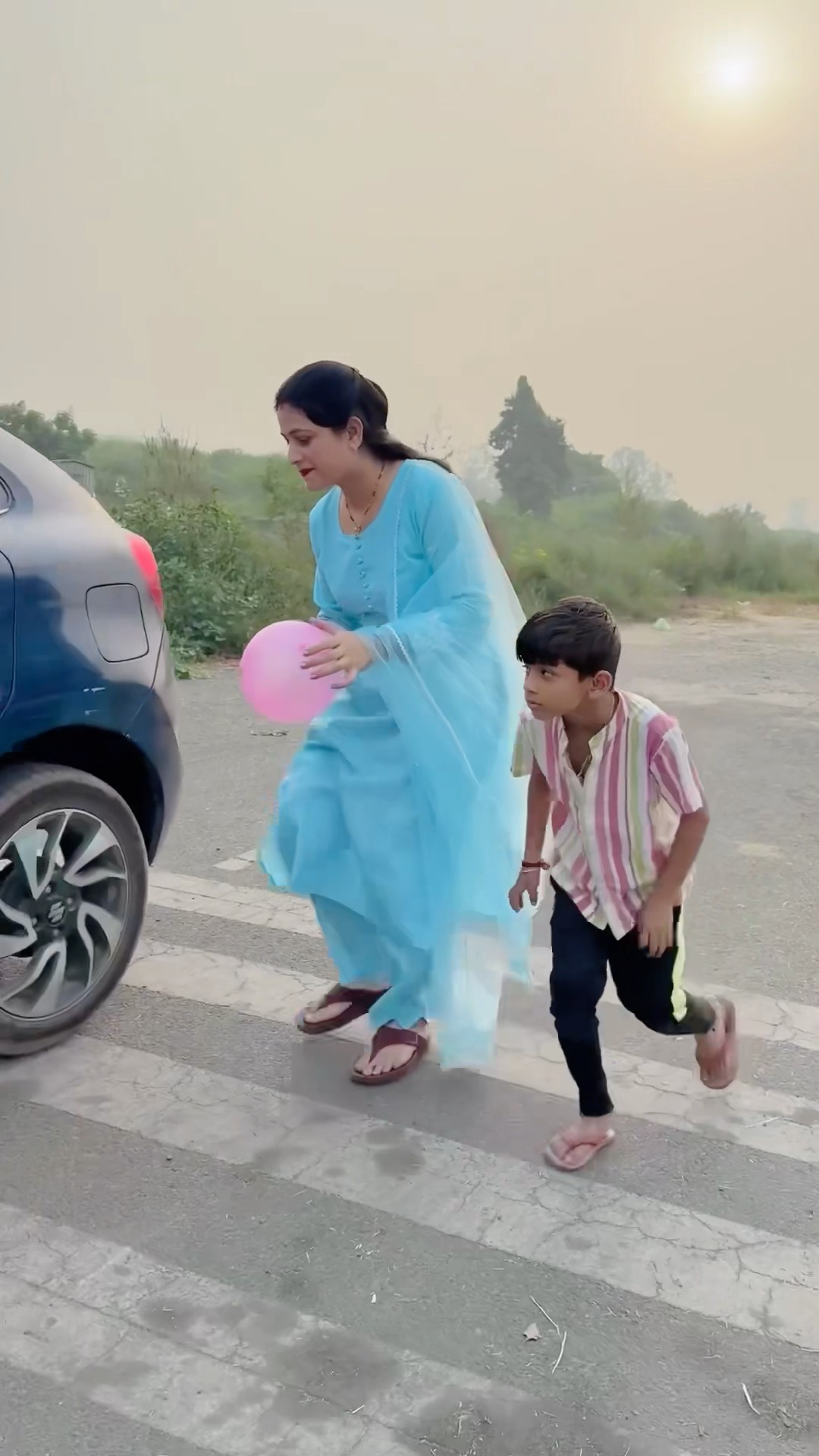 Puru ne mere car ke sath kya kiya ? #comedy #balloon #youtubeshorts #shorts #shortsfeed