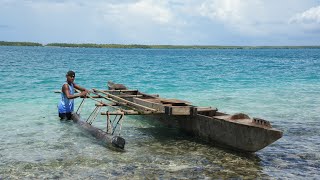 Riding a traditional Tokelau Canoe 🇹🇰 Vaka Atafaga