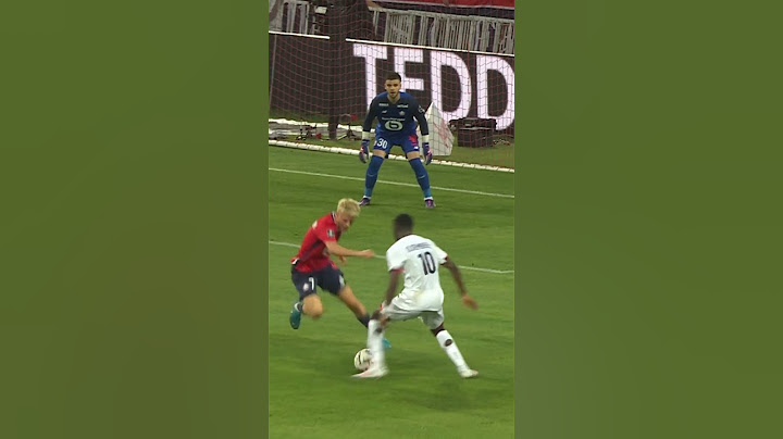 La feinte de corps de Dembélé 🤯 #ligue1mcdonalds #ligue1 #football #foot #psg #dembele