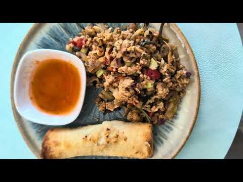 Thai basil chicken dinner under 300 calories 