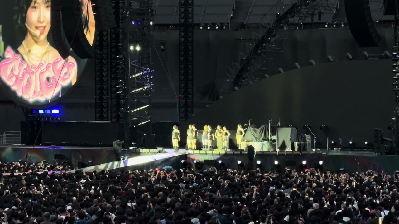 TWICE (2025-04-22, Goyang Stadium, Goyang, South Korea) [4K HDR]