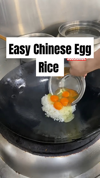 easy chinese egg rice 😊 street fried rice #making #rice #shorts #chefwire