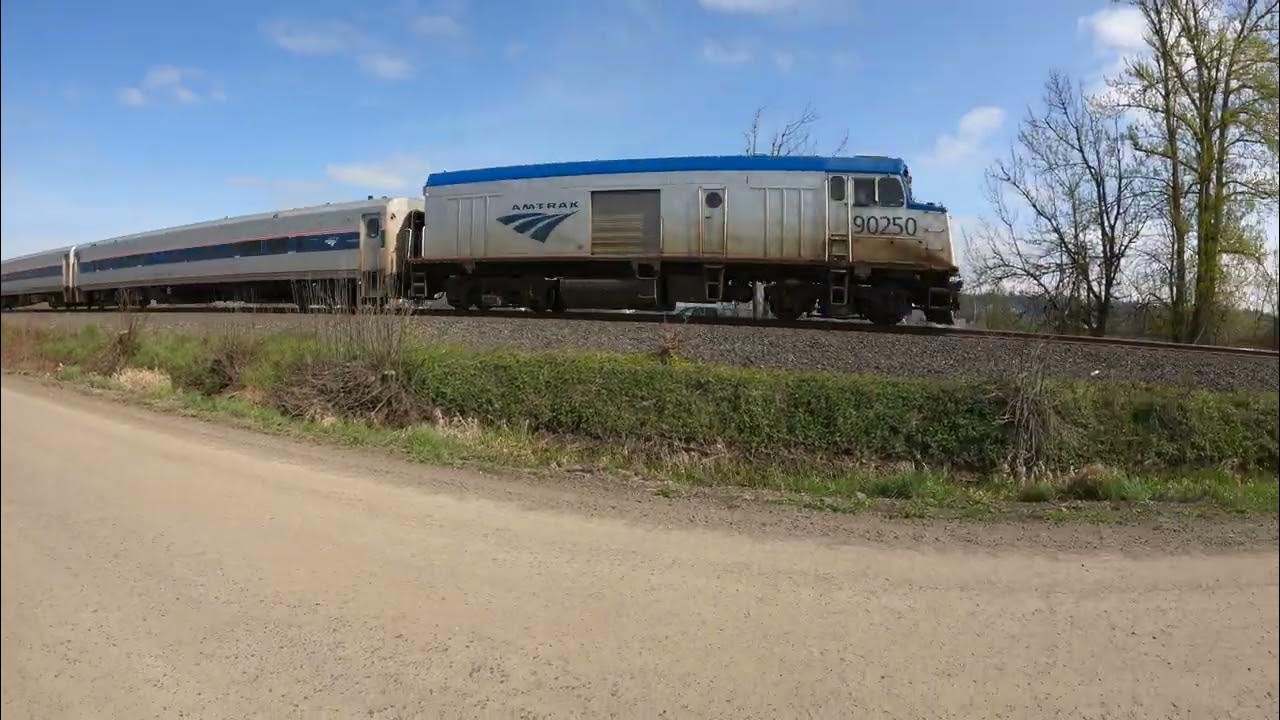 Amtrak in Salem, 5k 30fps 2880p30 YouTube
