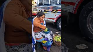 madrugar para comprar o para vender