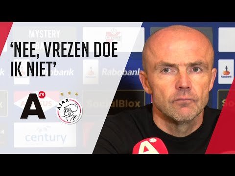 Ajax-trainer Schreuder is niet bang om ontslagen te worden