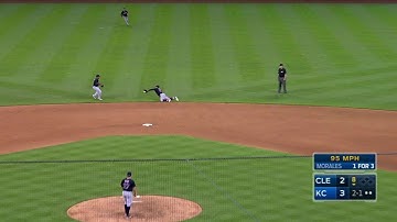 CLE@KC: Lindor makes magnificent diving grab and toss