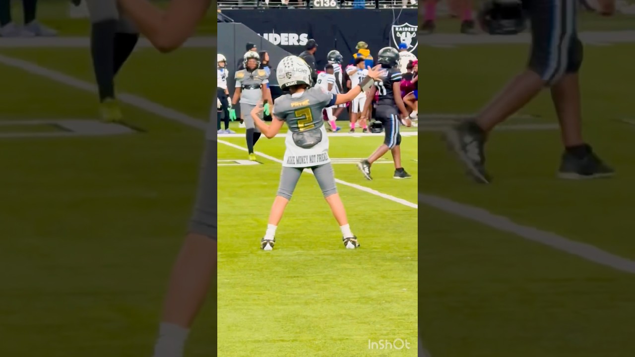 Threw 4TDs in the Raiders stadium👌