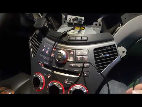Subaru Tribeca AUX vs. Legacy premium sound