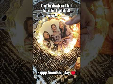 Happy friendship day ♥️ #diy #artbykinnu #resin #handmade #creativecreation  #resinphotoframe