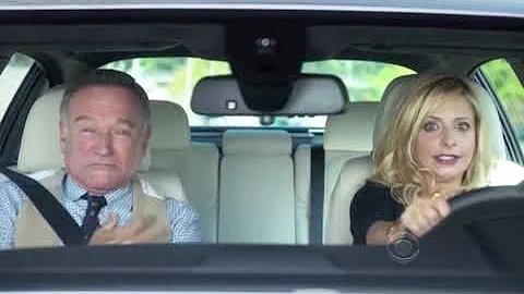 Sarah Michelle Gellar channels Buffy and Sunnydale (The Crazy Ones Blooper)