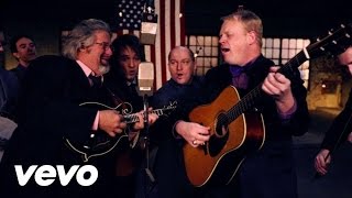 Video voorbeeld van "Dailey & Vincent - Steel Drivin' Man"