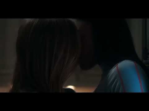 Sarah Catherine and Hook andmani Lewis Hot Kissing Scenes | First Kill | Juliette and Calliope