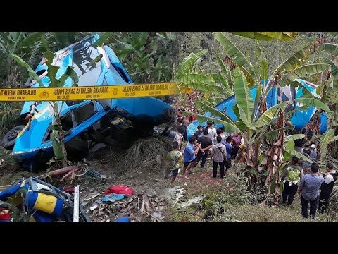 kronologi-kecelakaan-maut-bus-wisata-masuk-jurang-di-sukabumi,-korban-tewas-21-orang,-17-luka