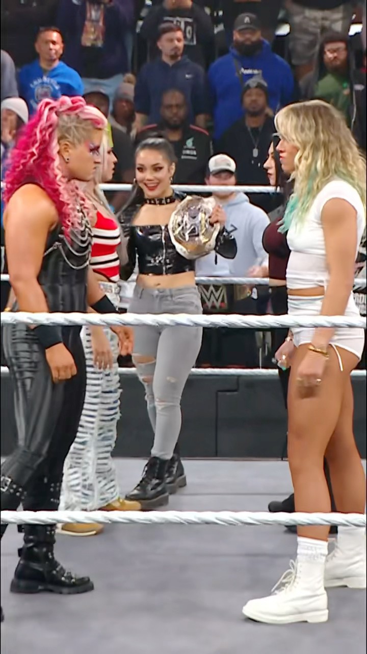 Who will become the Women's Iron Survivor THIS SATURDAY at #WWEDeadline?! ?