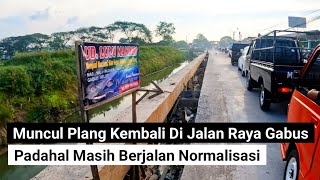 Download Lagu muncul plang kembali di jalan raya kali gabus tambun bekasi, yang masih berjalan proses normalisasi MP3 Download Lagu muncul plang kembali di jalan raya kali gabus tambun bekasi, yang masih berjalan proses normalisasi MP3