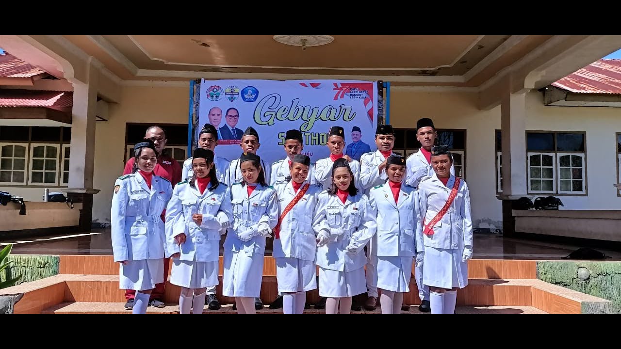 LOMBA KREASI BARIS BERBARIS 