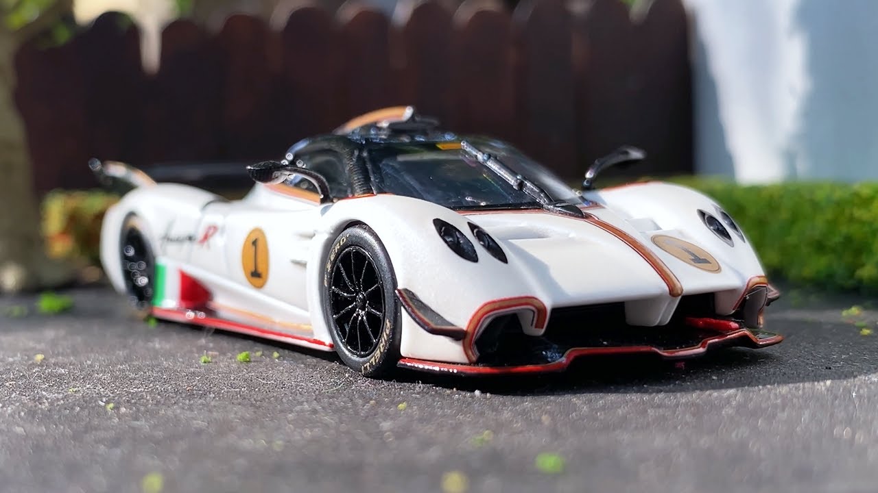 LCD 1/64 パガーニ Pagani Huayra R ウアイラ White maxresdefault.jpg