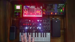 Arturia MicroFreak + Volca Sample 2 | DAWless Live Jam with Zoom MS-90LP+