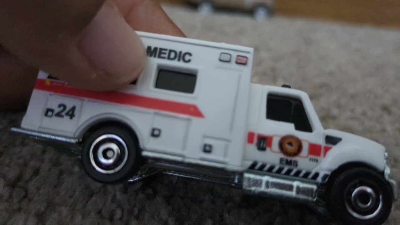 A 2 for Review on the Matchbox Mainline International Terra Star Ambulance & Range Rover
