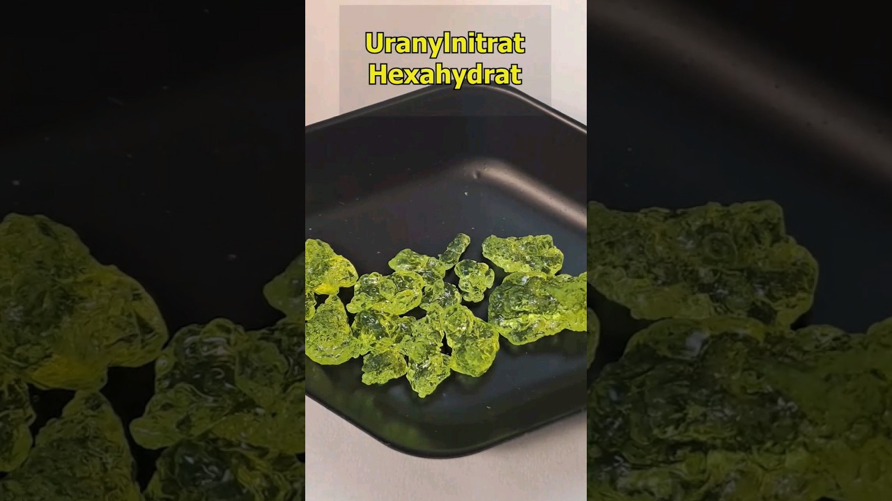 Uranylnitrat zersetzt sich bei hoher Temperatur 