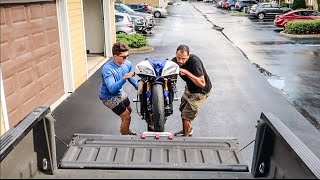 Buying The Cheapest Yamaha R6 In The Country