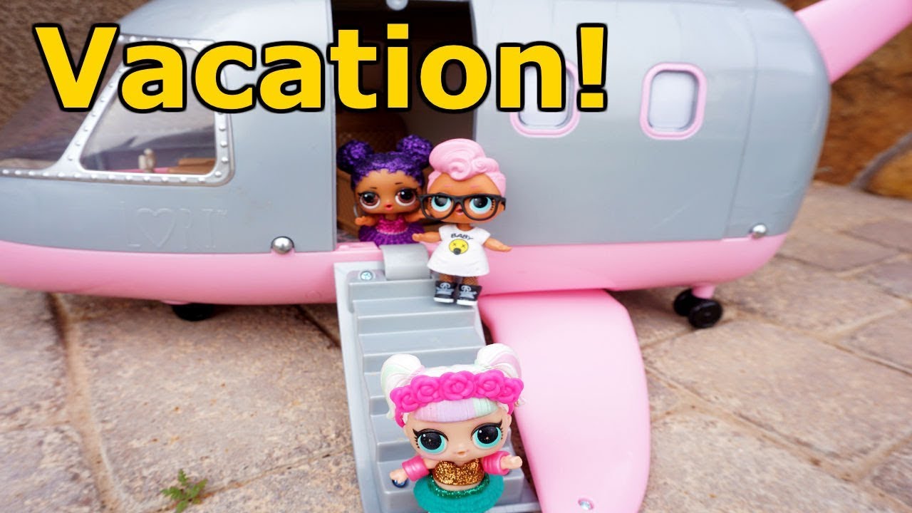 LOL SURPRISE DOLLS Fly On Plane For Vacation! - YouTube