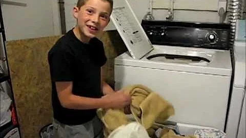 How To Do Laundry - Making Laundry Fun