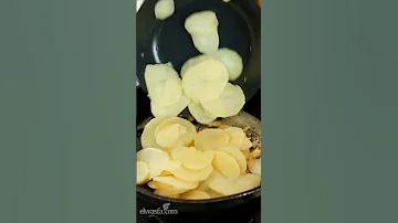 سمك بالبطاطس و الزبدة في الفرن 
