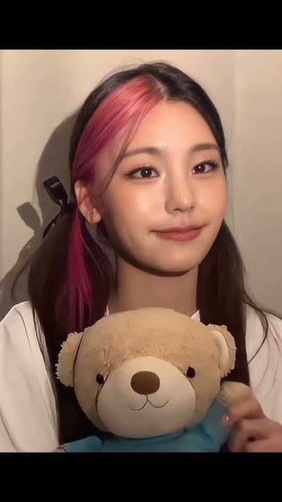 с кем еще сделать? # йеджи # #kpop # itzy - YouTube