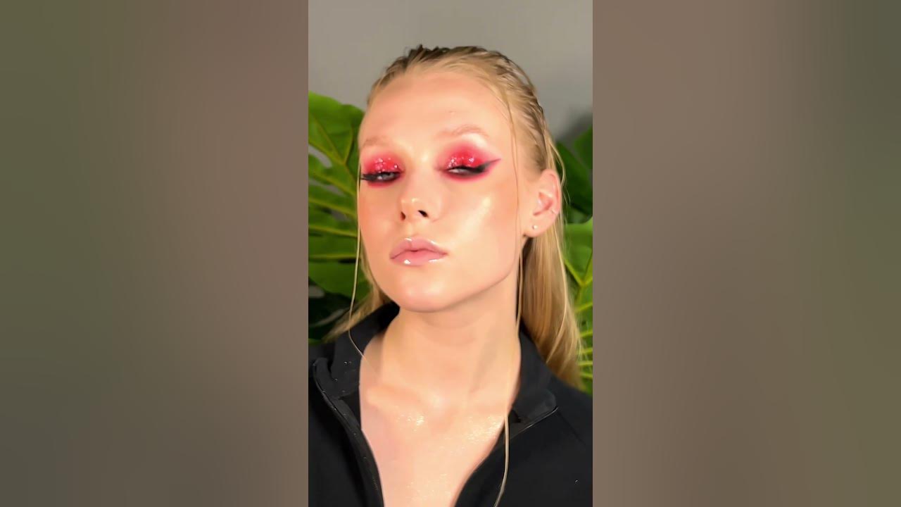 идеальные цветные смоки ️‍🔥 #макияж #визажист #стрелки #смоки # ...