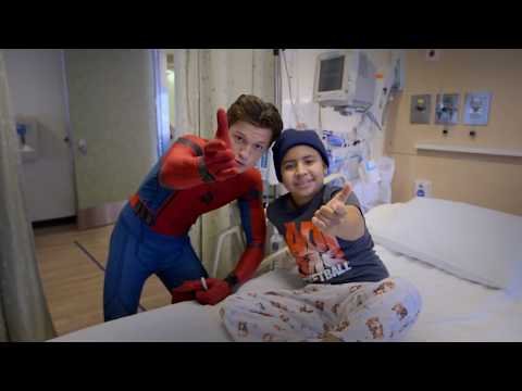 Tom Holland, Spider-Man: Homecoming, besøger børn på børnehospitalet Los Angeles