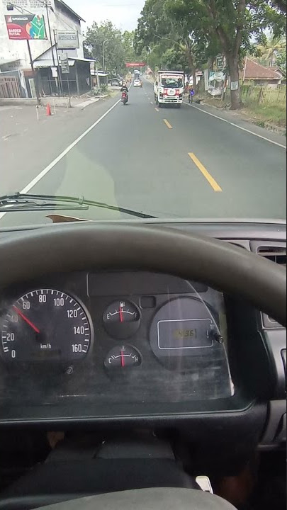 story wa nyetir isuzu elf