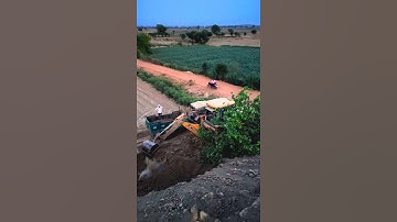 Drone Video JCB 3 DX Mitti loading video