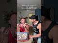هل أنت المدخر أم المنفق كوميديا الأزواج أزواج مضحكون مثليون ومتحولون جنسيا لك خطيب تيك تو 