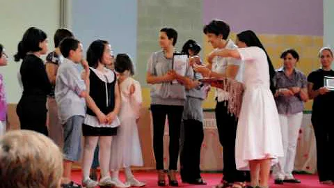 premiazione di Rita Montanari, Presidente dell'A.V...