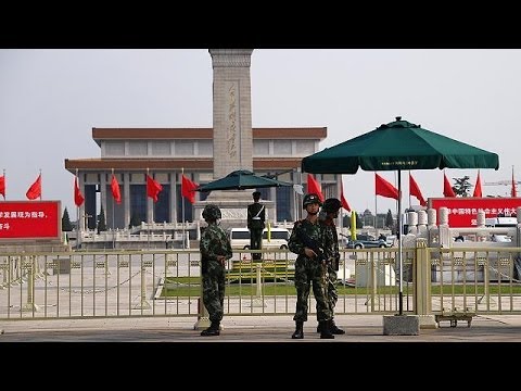 Власти Китая отстаивают применение силы на площади Тяньаньмэнь 25 лет назад