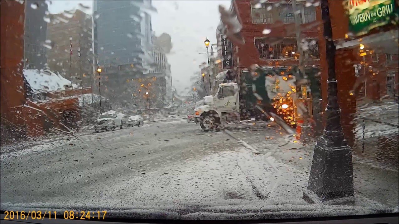 Garbage Truck making a wrong turn on to a oneway street - YouTube
