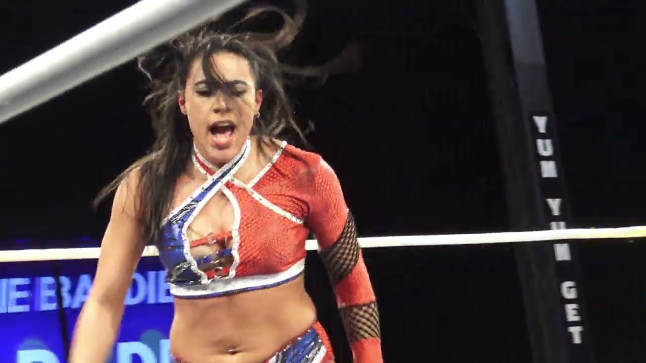 Tiffany Nieves VS.  Angelica Risk