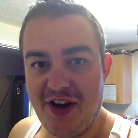 Phone call from bush - Vine vid