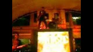 Download lagu heinrich maneuver - don't blame it