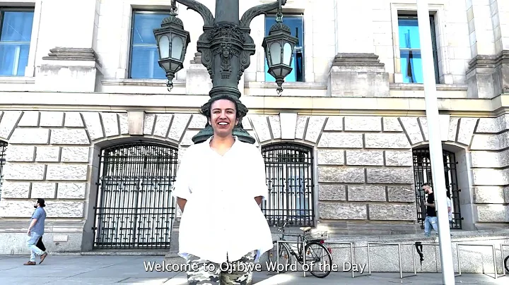 Waasamoo-waazakonenjigan = Electric Lamp (Ojibwe Word of the Day)