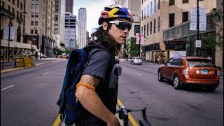 Meet Chicago's Most Hardcore Bike Messenger