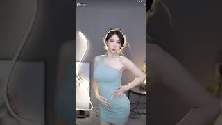 迷人的黎闪电20221101070728