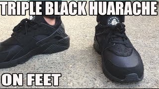 nike huarache run triple black