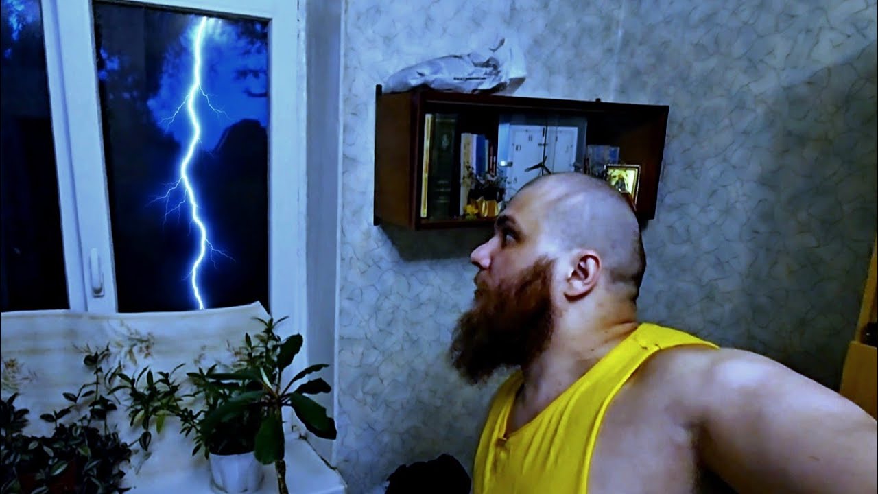 Нежданная гроза освежила город! ⛈️👍