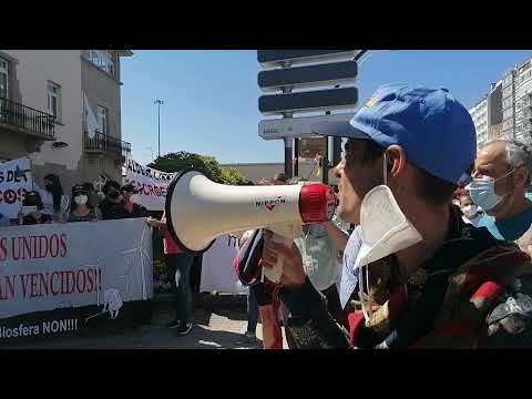 Vecinos de Monfero protestan contra el parque eólico de Iberdrola en el entorno de Fragas do Eume