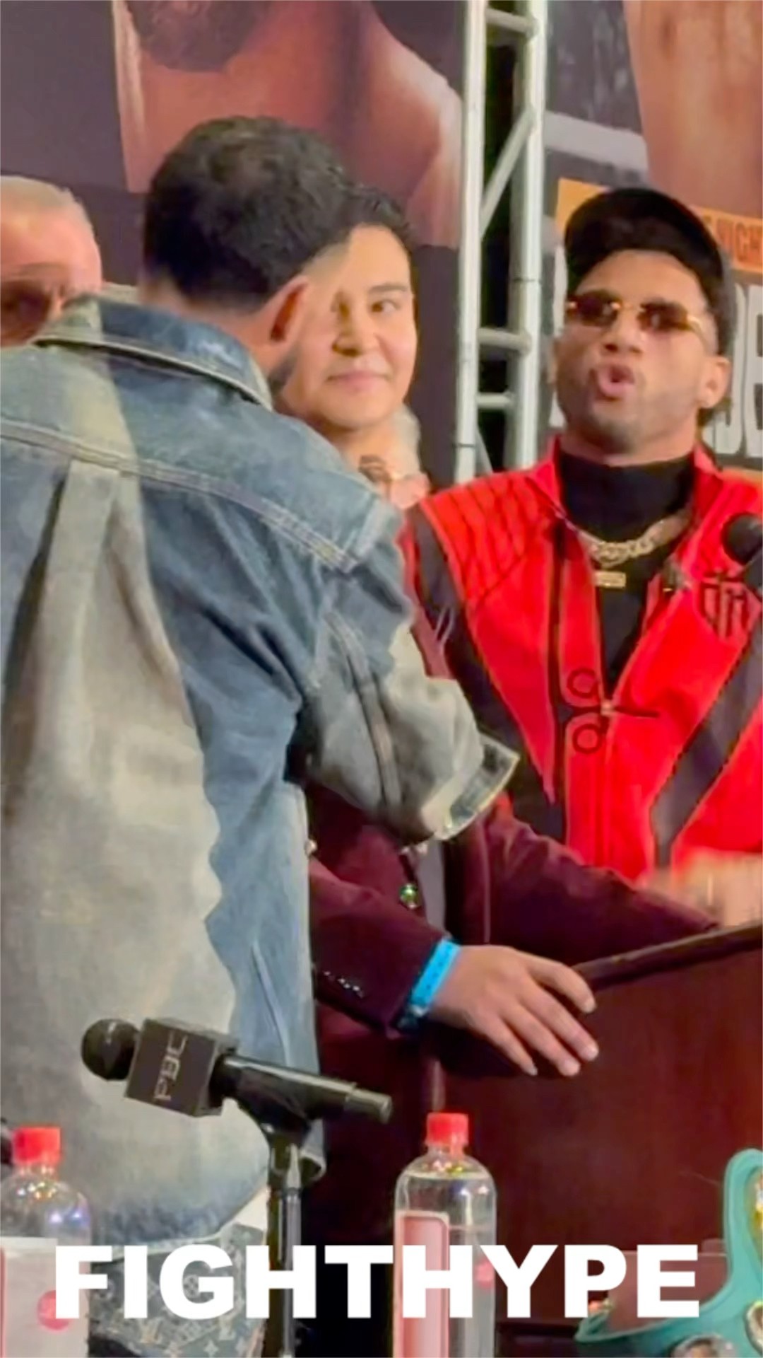 David Benavidez GETS PISSED \u0026 STEPS TO David Morrell for HEATED CONFRONTATION