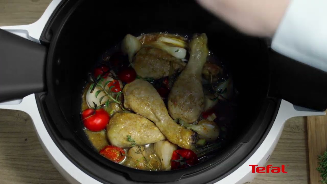 Aparatul de gătit multifuncțional Tefal Cook4Me+ CY851130