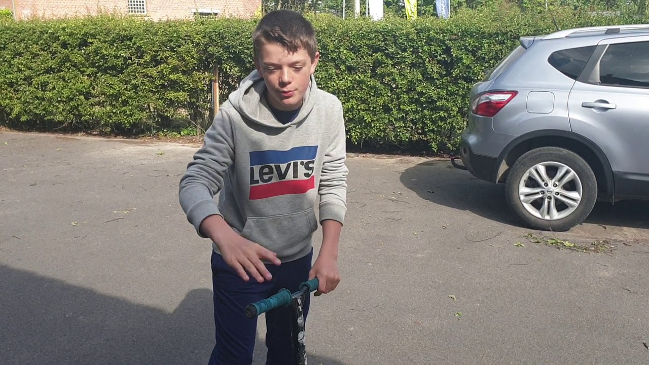 Tuto trottinette freestyle Tuto trottinette freestyle