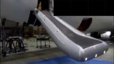 Boeing 737 emergency escape slide test